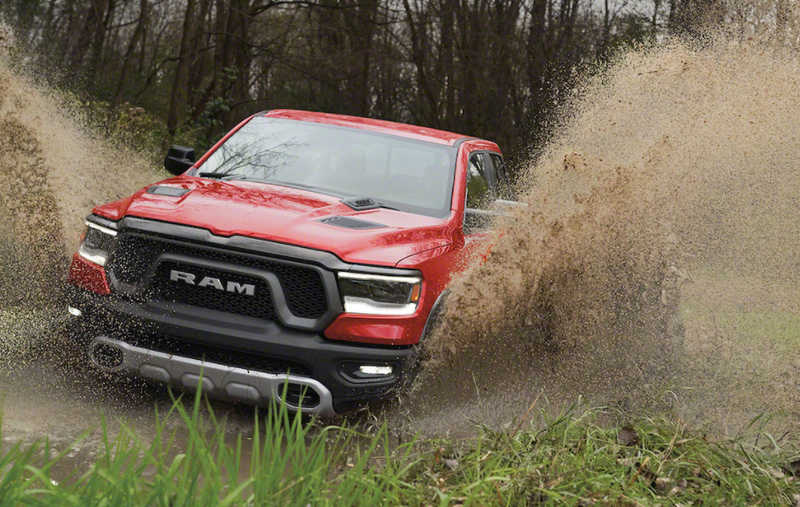 Illustration for article titled The 2019 Ram 1500 Gets Hybrid Tech And An Insane 12-Inch Touchscreen